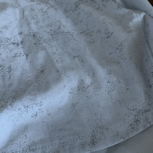 Lululemon shorts - Picture 3 of 4